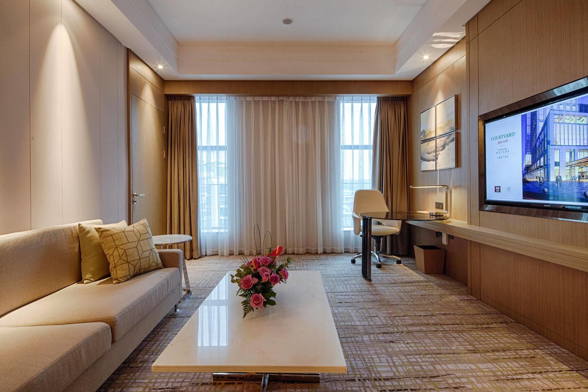 Courtyard By Marriott Xinchang Exteriér fotografie